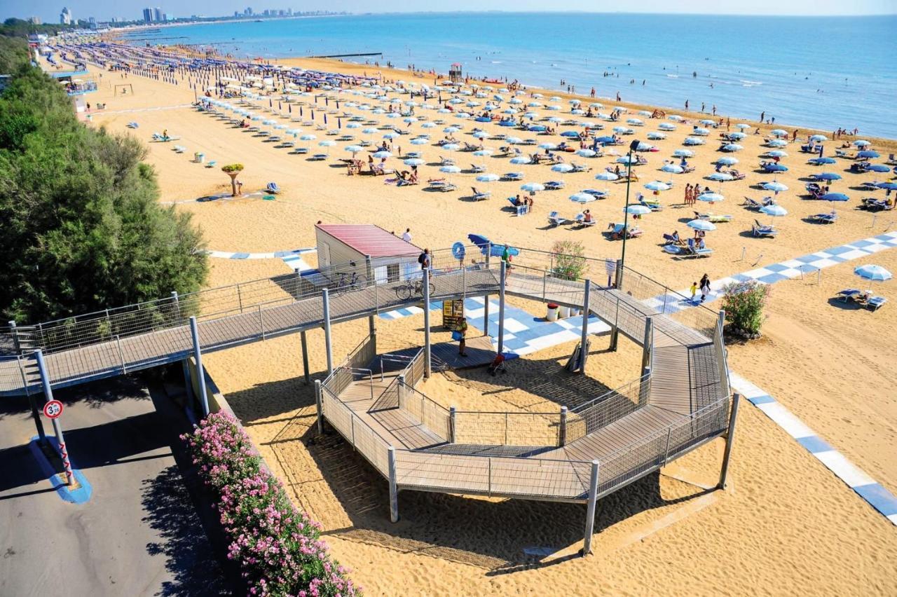Residenza La Meridiana Lignano Sabbiadoro Kültér fotó
